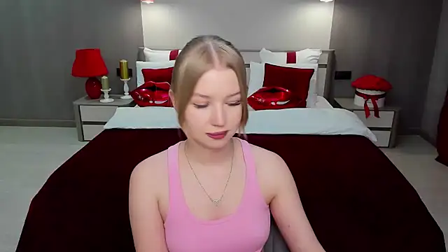 Snapshot of shy__lady chatting on February 2025 09:46:01 PM shy lady online show from February 2025 09:46:01 PM