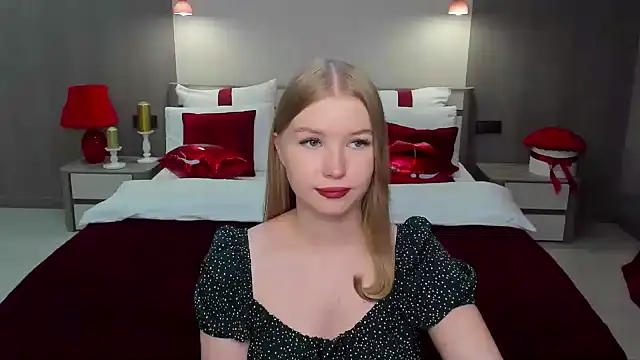 Snapshot of shy__lady chatting on March 2025 12:53:01 AM shy lady online show from March 2025 12:53:01 AM