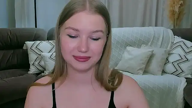Snapshot of shy__lady chatting on April 2026 02:51:02 AM shy lady online show from April 2026 02:51:02 AM