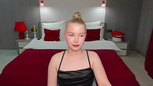 Snapshot of shy__lady chatting on May 2026 06:35:02 PM shy lady online show from May 2026 06:35:02 PM