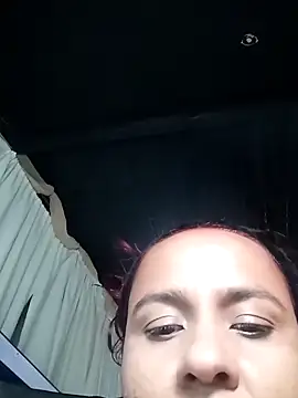 Kyara Queen online show from December 2025 07:54:02 PM