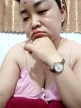 VyOanh2K online show from September 2025 05:51:02 AM