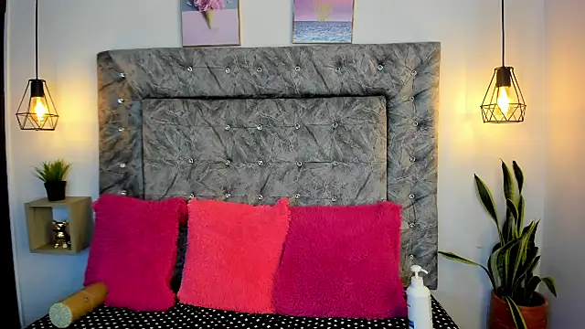 Snapshot of sweet_abby1 chatting on October 2025 12:24:02 PM sweet abby1 online show from October 2025 12:24:02 PM