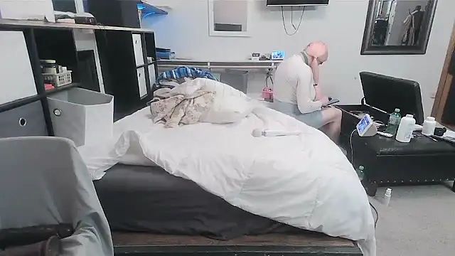 sissytrapdolly24 online show from February 2026 06:48:01 PM