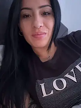 Snapshot of Sara_luna_ chatting on December 2024 05:48:01 PM Sara luna  online show from December 2024 05:48:01 PM