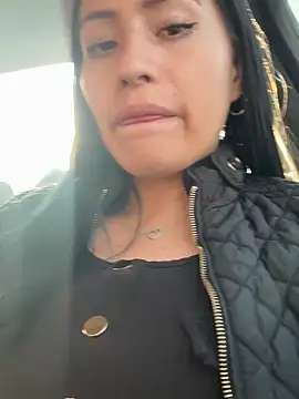 Snapshot of Sara_luna_ chatting on February 2025 10:06:02 PM Sara luna  online show from February 2025 10:06:02 PM