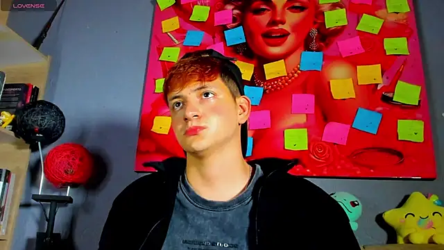 GabyThoms online show from April 2026 04:30:02 AM