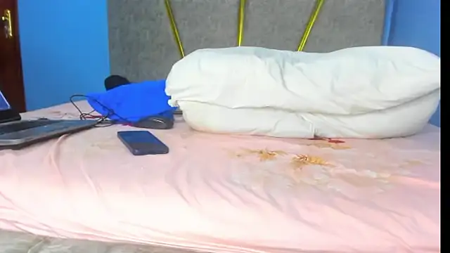 Snapshot of Pretty_Shall chatting on October 2025 03:34:01 PM Pretty Shall online show from October 2025 03:34:01 PM