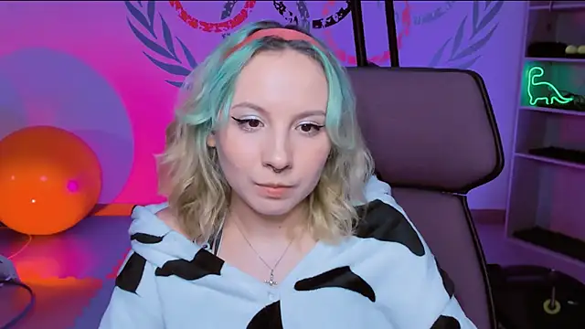 Snapshot of JasmineMilko chatting on January 2025 11:11:01 AM JasmineMilko online show from January 2025 11:11:01 AM