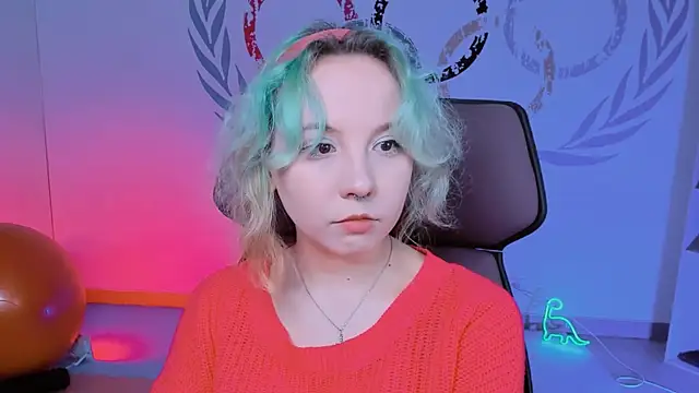 Snapshot of JasmineMilko chatting on January 2025 05:05:01 AM JasmineMilko online show from January 2025 05:05:01 AM