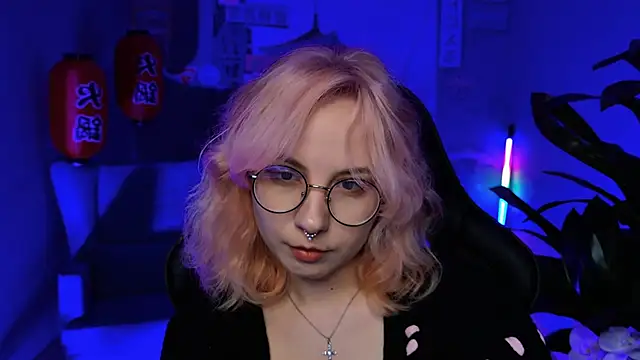 Snapshot of JasmineMilko chatting on January 2025 08:08:02 AM JasmineMilko online show from January 2025 08:08:02 AM