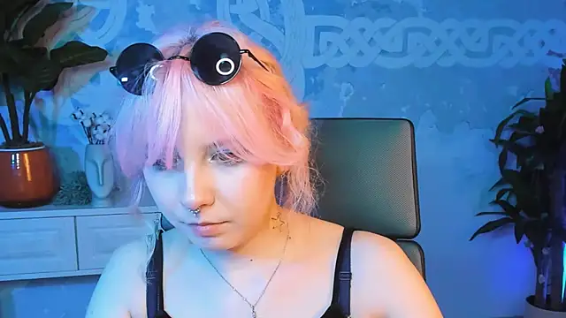 Snapshot of JasmineMilko chatting on January 2025 08:04:02 AM JasmineMilko online show from January 2025 08:04:02 AM