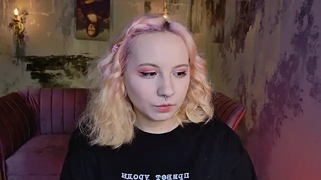 Snapshot of JasmineMilko chatting on February 2025 05:07:02 AM JasmineMilko online show from February 2025 05:07:02 AM