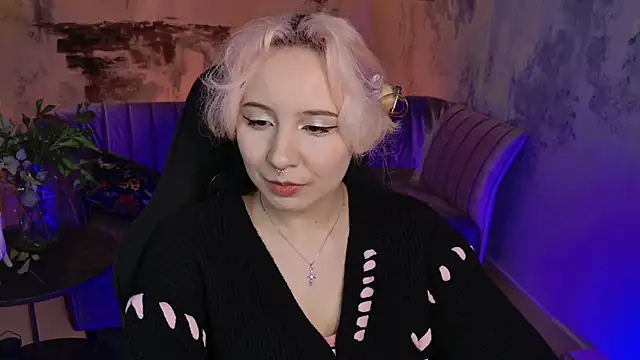 Snapshot of JasmineMilko chatting on February 2025 08:15:02 AM JasmineMilko online show from February 2025 08:15:02 AM