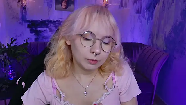 Snapshot of JasmineMilko chatting on February 2025 05:05:01 AM JasmineMilko online show from February 2025 05:05:01 AM