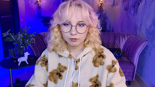 Snapshot of JasmineMilko chatting on February 2025 05:09:02 AM JasmineMilko online show from February 2025 05:09:02 AM