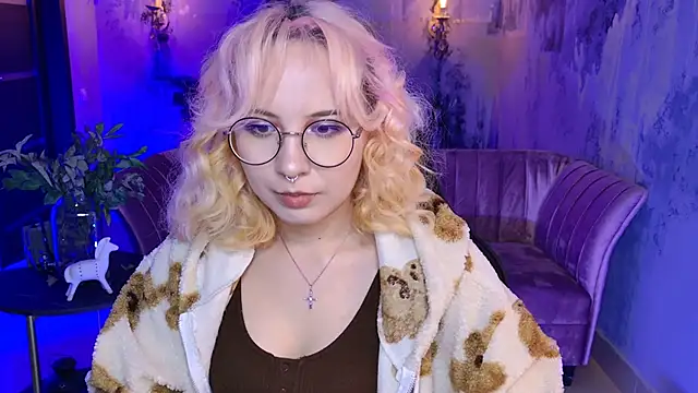 Snapshot of JasmineMilko chatting on February 2025 08:16:01 AM JasmineMilko online show from February 2025 08:16:01 AM