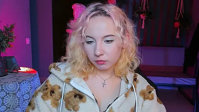 Snapshot of JasmineMilko chatting on February 2025 11:11:01 AM JasmineMilko online show from February 2025 11:11:01 AM