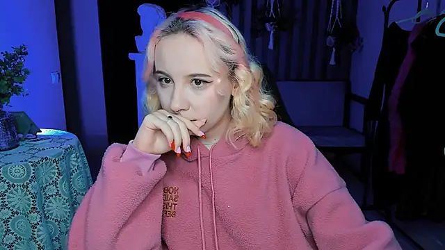 Snapshot of JasmineMilko chatting on February 2025 05:02:02 AM JasmineMilko online show from February 2025 05:02:02 AM