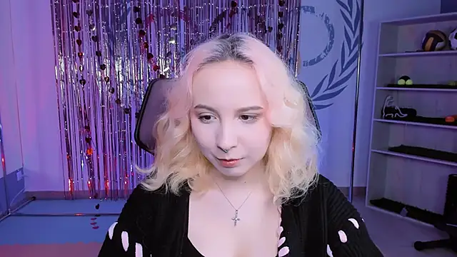 Snapshot of JasmineMilko chatting on February 2025 05:04:02 AM JasmineMilko online show from February 2025 05:04:02 AM