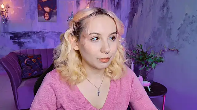 Snapshot of JasmineMilko chatting on March 2025 08:08:01 AM JasmineMilko online show from March 2025 08:08:01 AM