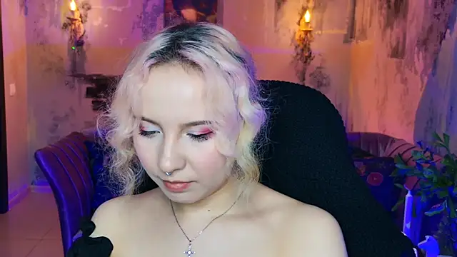 Snapshot of JasmineMilko chatting on March 2025 08:13:01 AM JasmineMilko online show from March 2025 08:13:01 AM