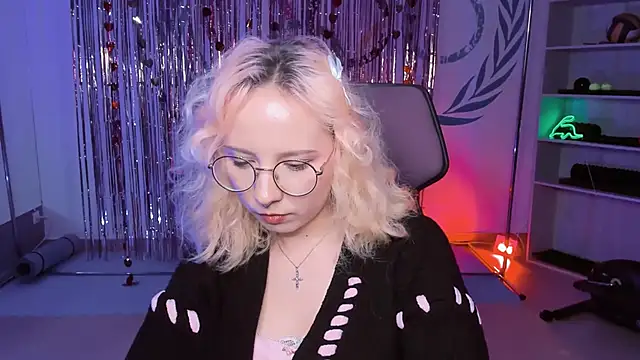 Snapshot of JasmineMilko chatting on March 2025 12:36:02 PM JasmineMilko online show from March 2025 12:36:02 PM