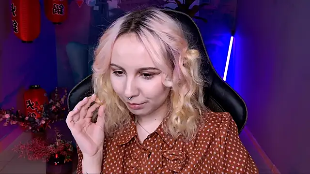 Snapshot of JasmineMilko chatting on March 2025 11:19:01 AM JasmineMilko online show from March 2025 11:19:01 AM