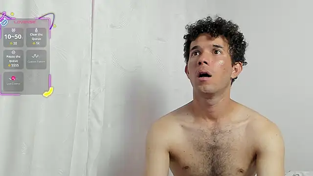 Snapshot of hghilltop chatting on October 2025 08:05:01 PM hghilltop online show from October 2025 08:05:01 PM