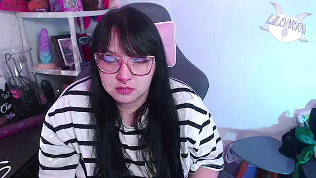 LiloMoon69 online show from December 2024 06:20:02 AM