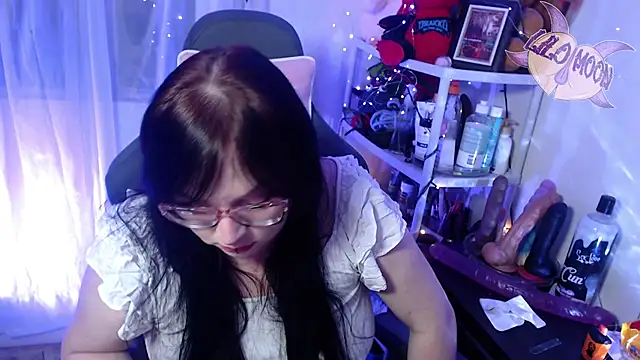 LiloMoon69 online show from February 2025 03:30:01 AM