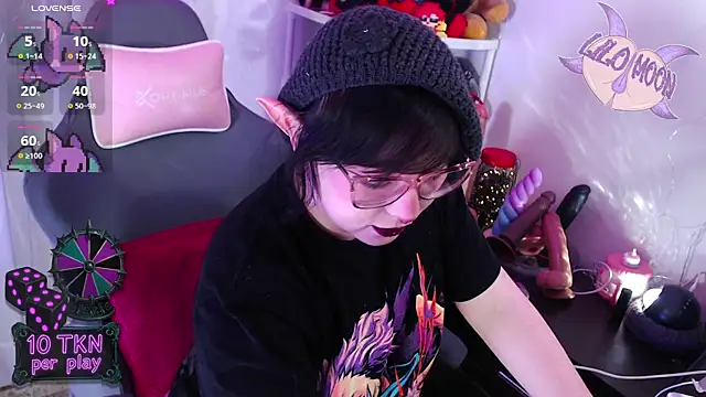 LiloMoon69 online show from November 2025 01:51:01 PM