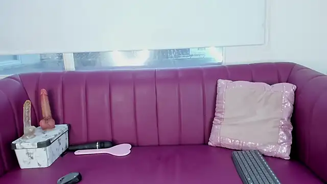 Daddysgirl1  online show from December 2024 12:13:02 PM