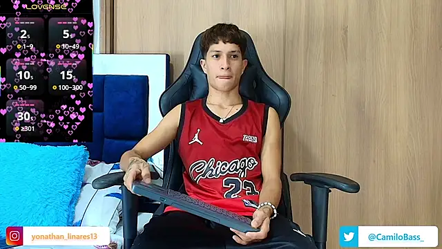  CamiloBass online show from November 2025 12:22:01 AM