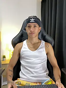  CamiloBass online show from March 2026 07:39:01 PM