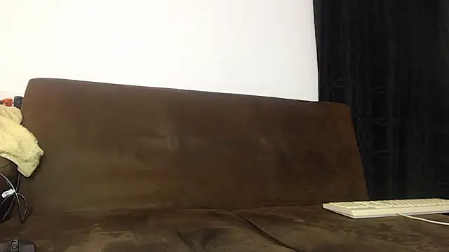 hotbuch11 online show from January 2025 11:19:01 PM