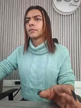 Maiskeen Zamara online show from December 2024 08:54:02 PM