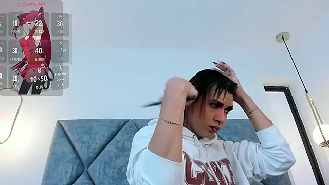 Maiskeen Zamara online show from February 2026 12:04:01 PM