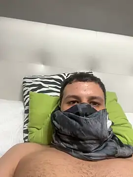 Snapshot of yayaya55598 chatting on January 2025 08:48:01 PM yayaya55598 online show from January 2025 08:48:01 PM