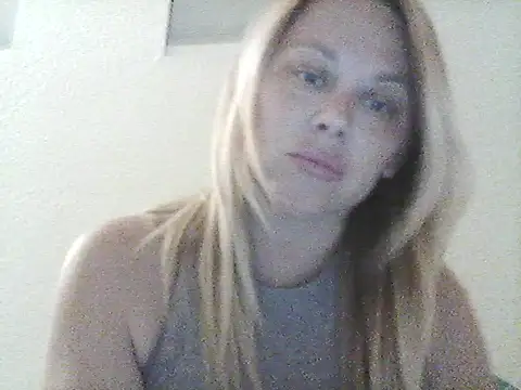 burrkitty online show from December 2025 04:42:02 AM