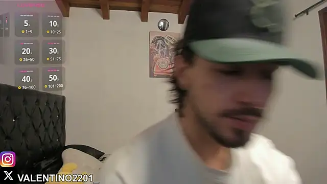 Valentino Xander online show from October 2025 12:55:02 AM