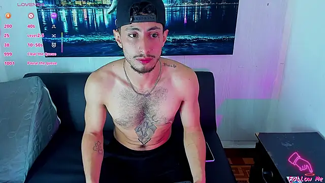 Piggy Eddy online show from September 2025 01:00:01 AM