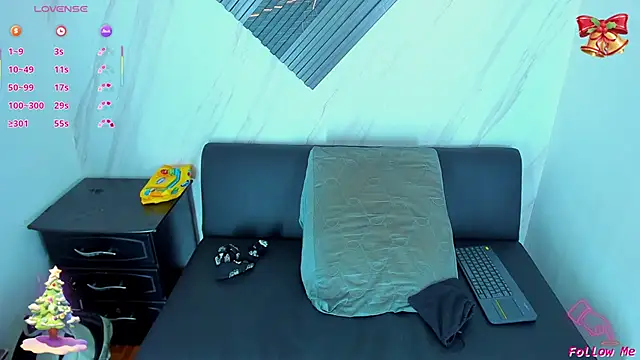 Piggy Eddy online show from December 2025 04:50:02 AM