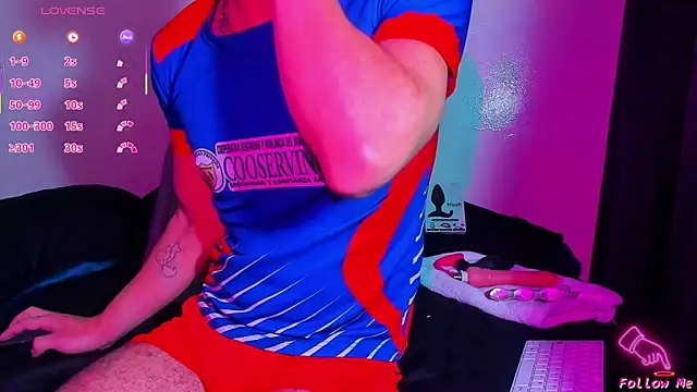 Piggy Eddy online show from February 2026 02:20:02 AM