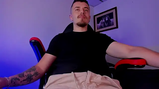 james connor2 online show from December 2024 06:45:02 PM