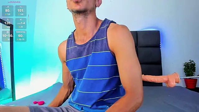 Snapshot of steven_hott8 chatting on October 2025 07:03:02 PM steven hott8 online show from October 2025 07:03:02 PM