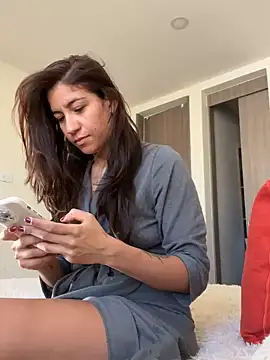 Snapshot of ValeriEvan chatting on December 2024 01:55:02 PM ValeriEvan online show from December 2024 01:55:02 PM