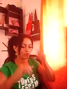 Renata wilsom online show from December 2024 03:26:01 PM