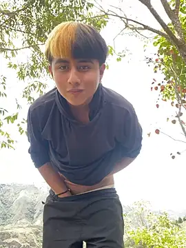 FlpGmz online show from September 2025 06:02:01 PM