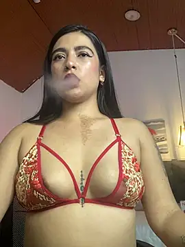 Snapshot of Cleopatracute_ chatting on February 2025 02:59:02 PM Cleopatracute online show from February 2025 02:59:02 PM